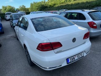 VW Passat